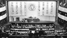 A vilg minden tjrl rkezett ENSZ kpviselk 1948. december 10-n hivatalosan elfogadtk az Emberi Jogok Egyetemes Nyilatkozatt.